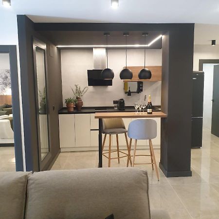 Urbanlux Olimpia Familiar Apartment อัลบาเซเต ภายนอก รูปภาพ
